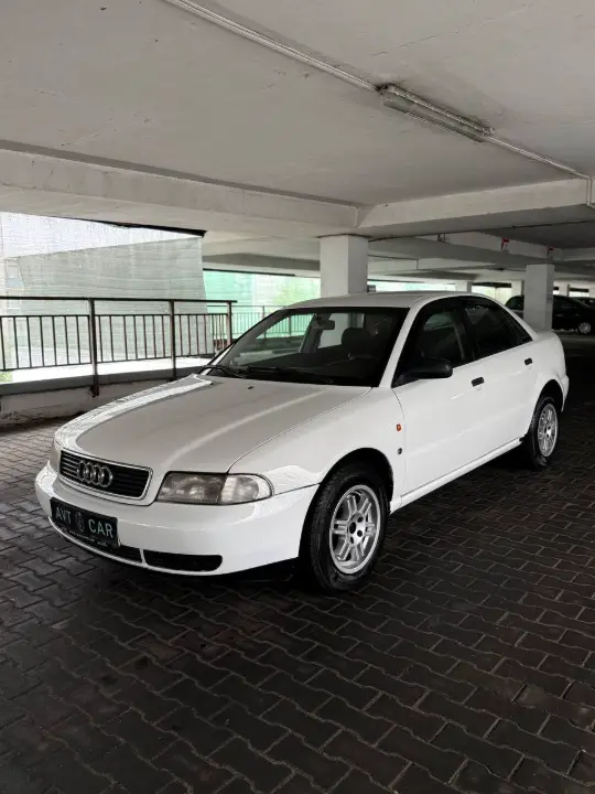 Audi A4, фотография 2