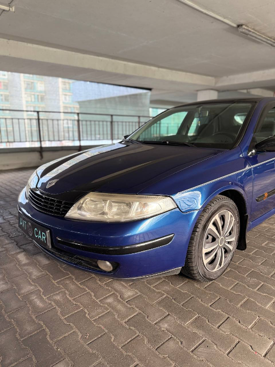 Renault LAGUNA