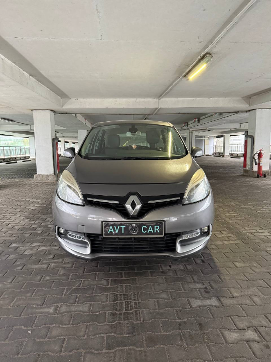 RENAULT SCENIC