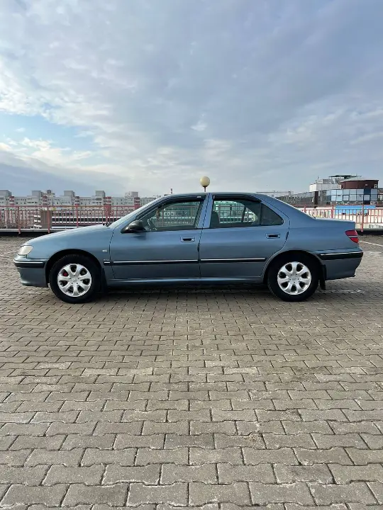 Peugeot 406