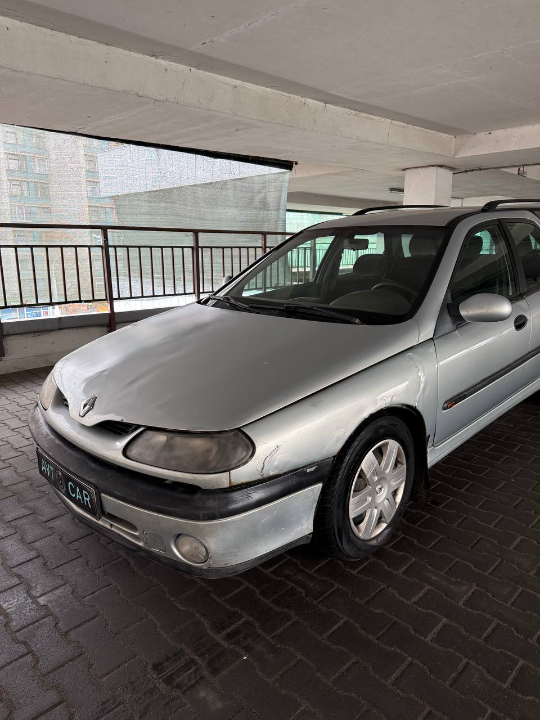 RENAULT LAGUNA