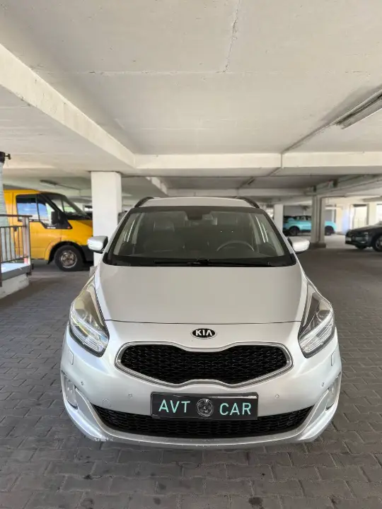 Kia Carens, фотография 1