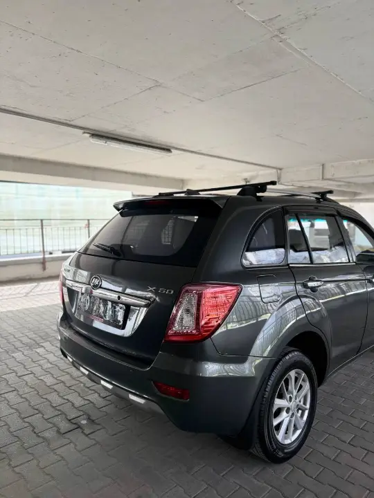 Lifan X60, фотография 8