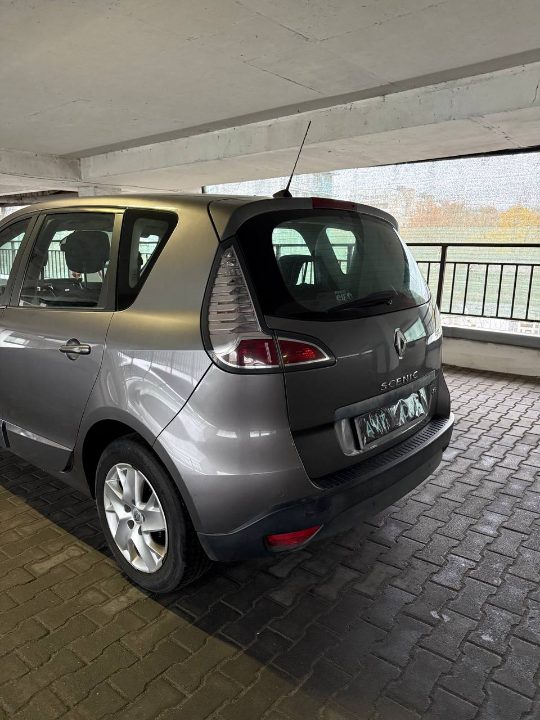 RENAULT SCENIC
