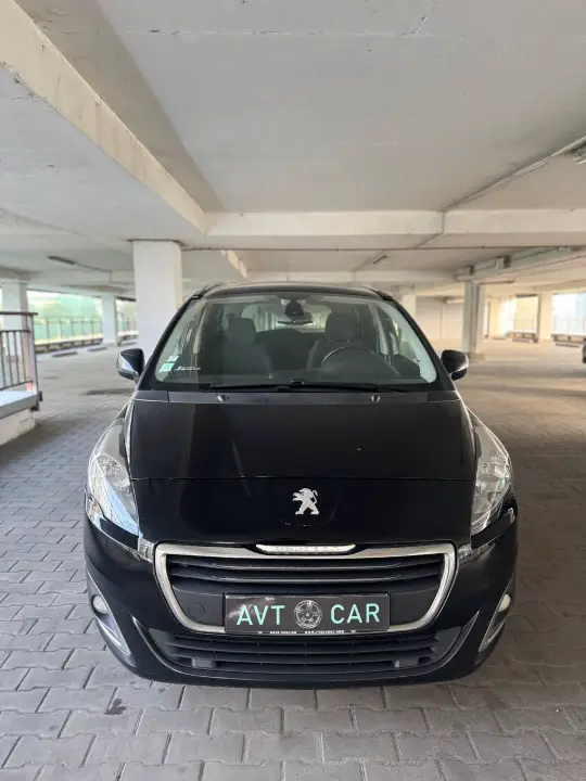 Peugeot 5008, фотография 1