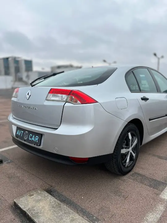 Renault Laguna